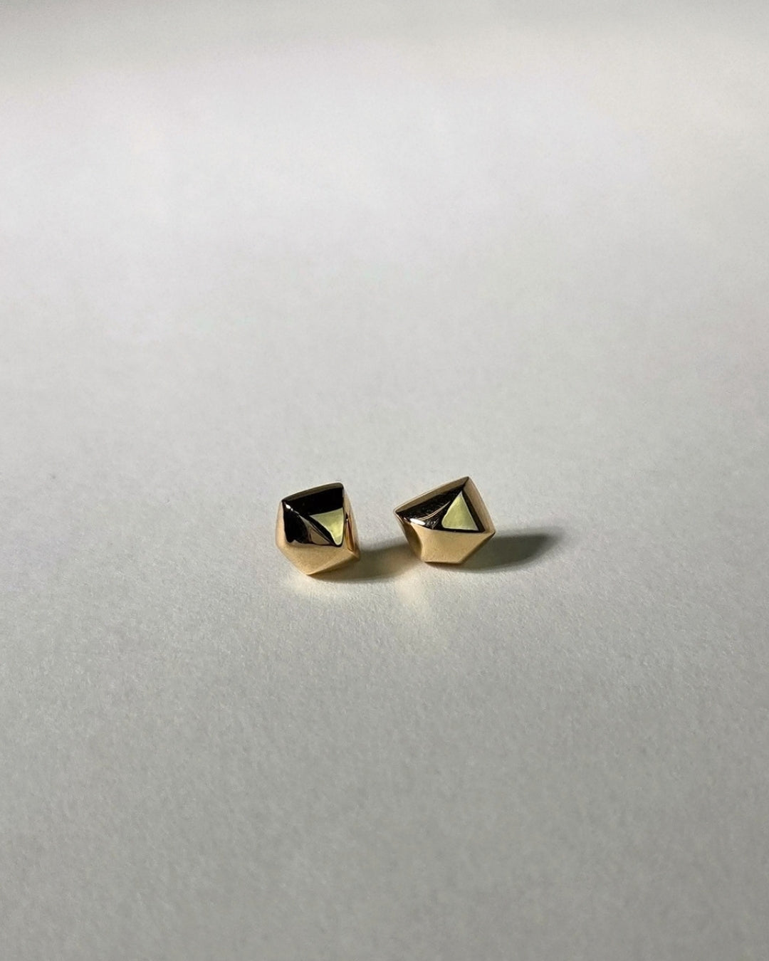 Geometric Gold vermeil stud earrings