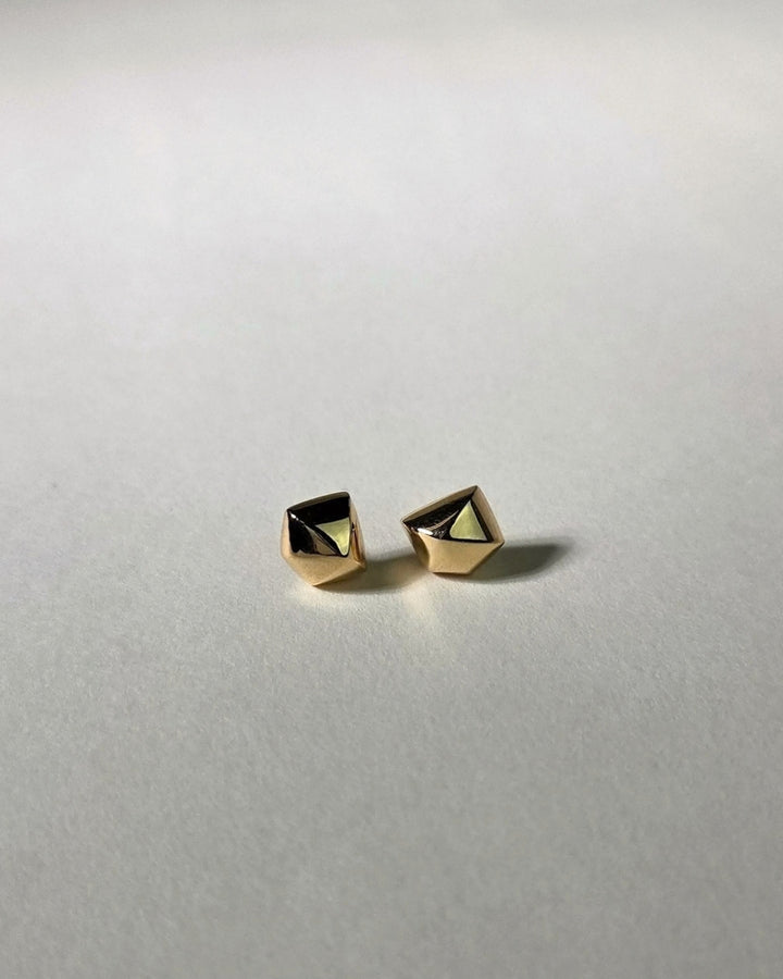 Geometric Gold vermeil stud earrings