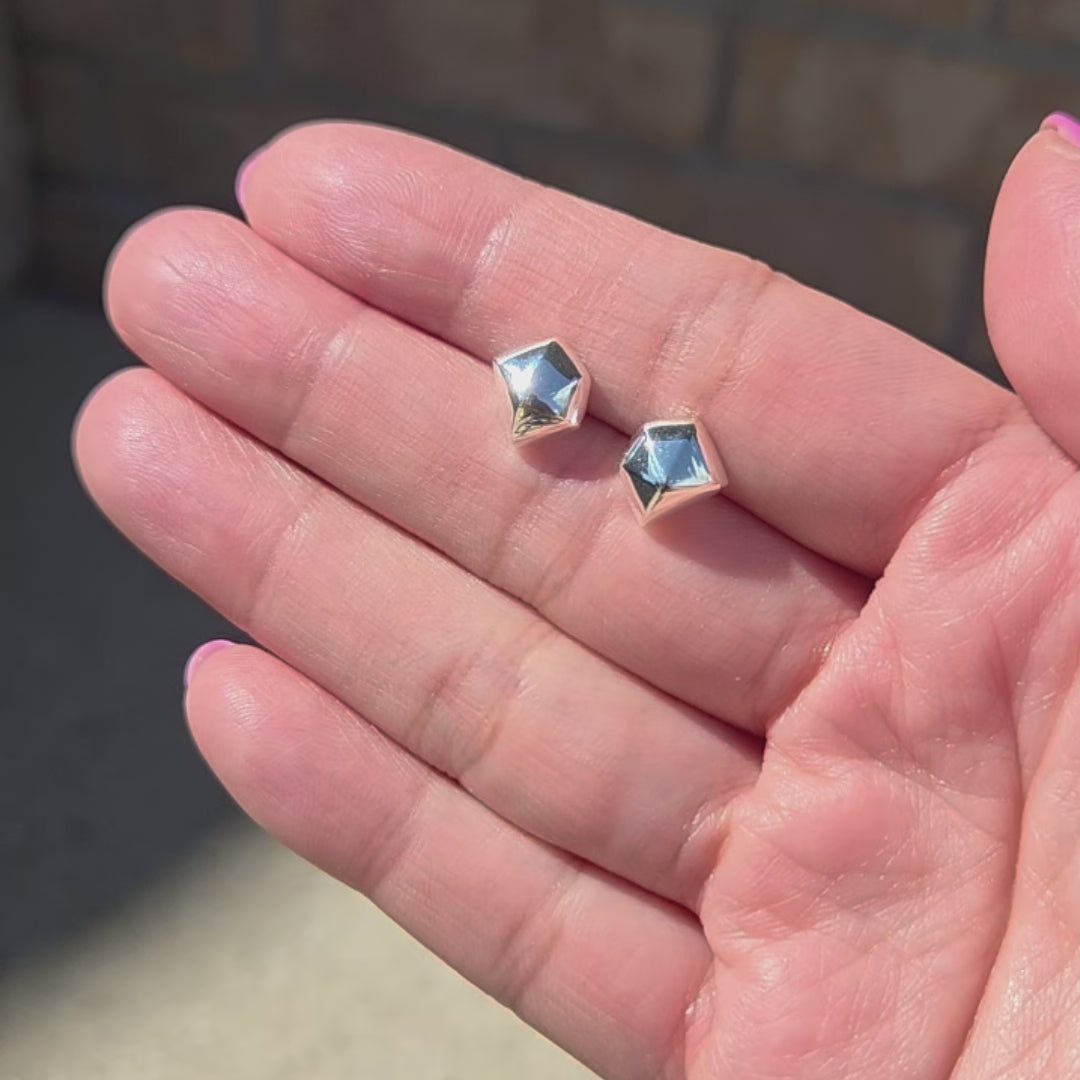 Forma Facet Studs Silver